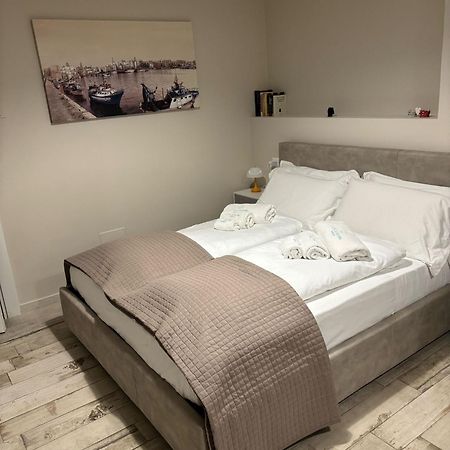 Appartamento Con Patio Monopoli Eksteriør bilde